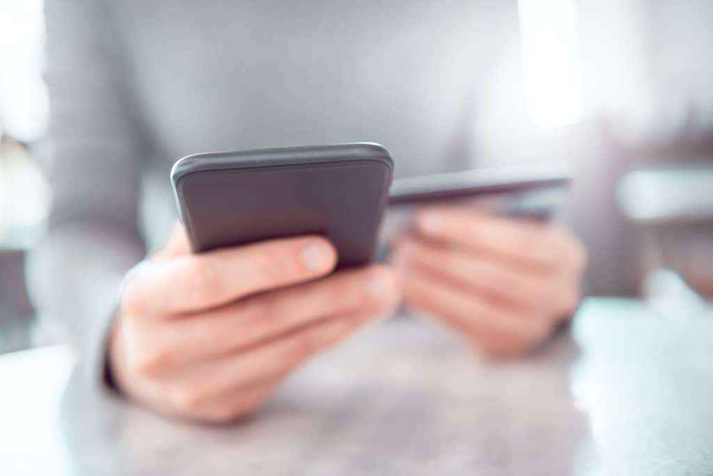 LoanMe i PrimaStar dokonują zwrotów