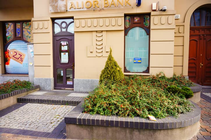 Kancelaria oddłużeniowa kontra bank