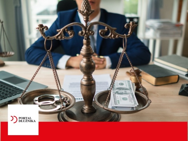 The concept of defendants in serious cases bribing officials involved in court decisions to change the course of case by giving bribes to facilitate the Lawyer team and prosecutors. bribery concept