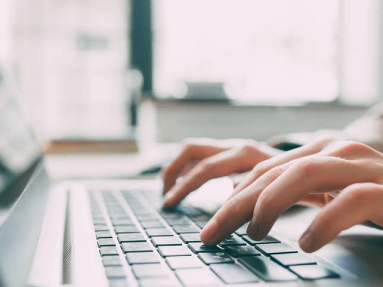 Oddłużanie online ułatwia współpracę Oddłużanie online ułatwia współpracę