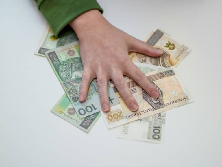 Komornik wszedł na pensję co robić Komornik wszedł na pensję co robić