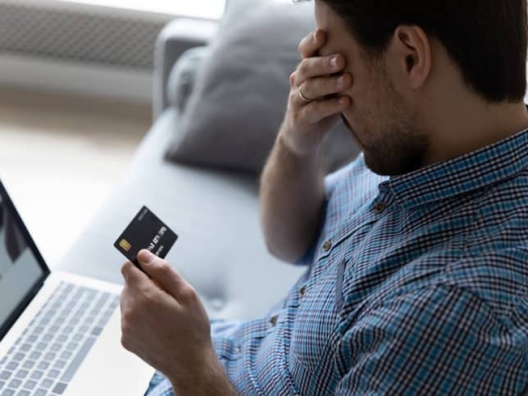 Pożyczki online i pętla zadłużenia