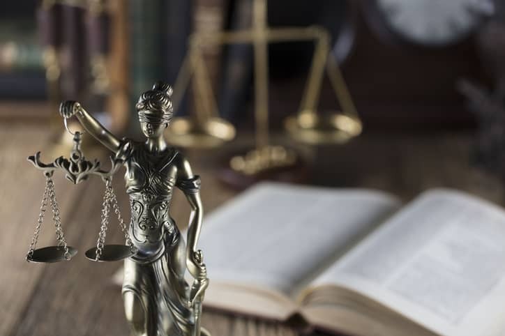 Adwokat i skuteczna antywindykacja